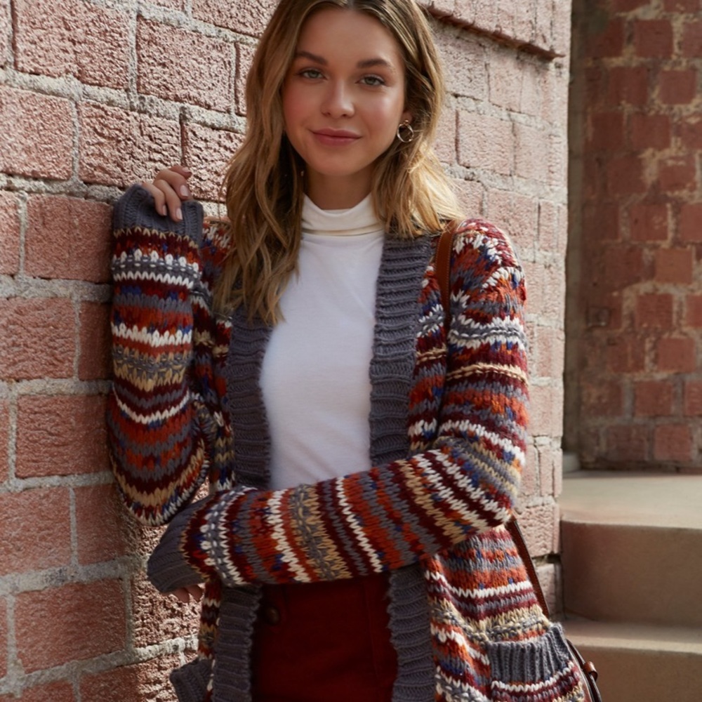 BB Dakota NWT striped cardigan